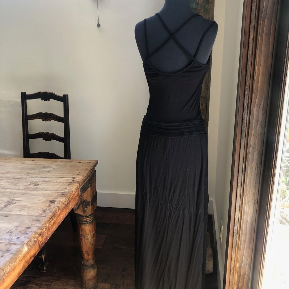 Slimming Black Maxi Dress